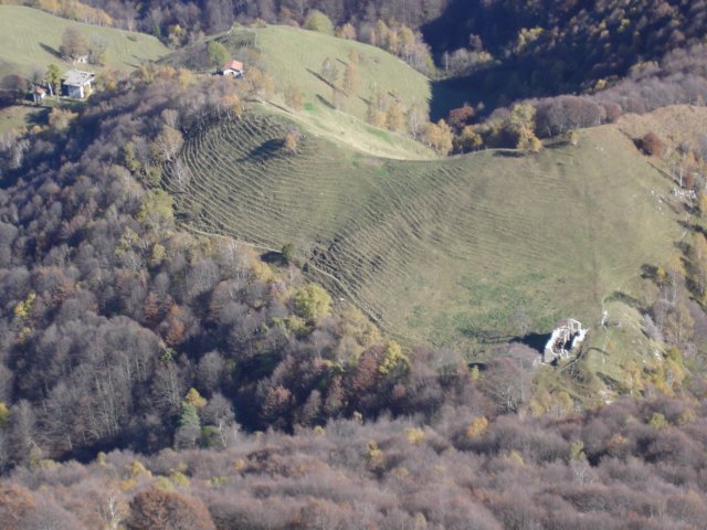 monteduemani14.jpg